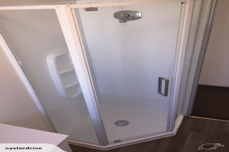 Photo of property in 7 Grenadine Place, Unsworth Heights, Auckland, 0632