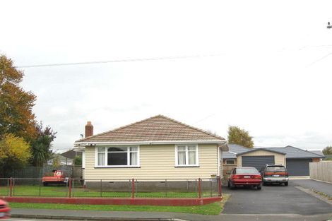 Photo of property in 58 Northcote Road, Northcote, Christchurch, 8052