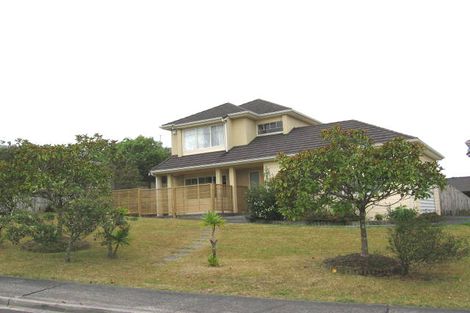 Photo of property in 1/9 Stoneleigh Court, Sunnynook, Auckland, 0632