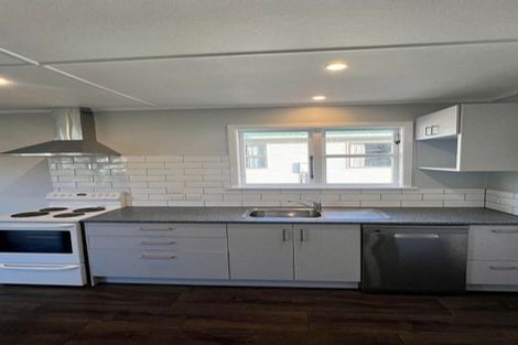 Photo of property in 172 Wellington Road, Wainuiomata, Lower Hutt, 5014