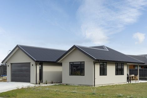 Photo of property in 14 Dingle Street, Lake Hawea, Wanaka, 9382