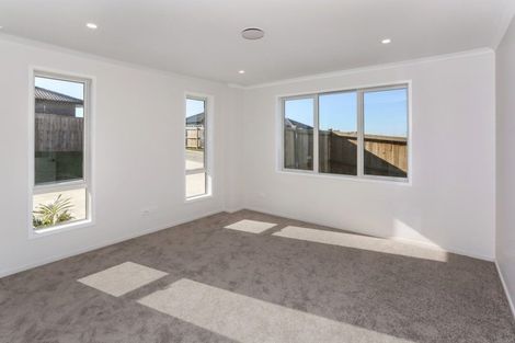 Photo of property in 31f Helenvale Crescent, Pokeno, 2402