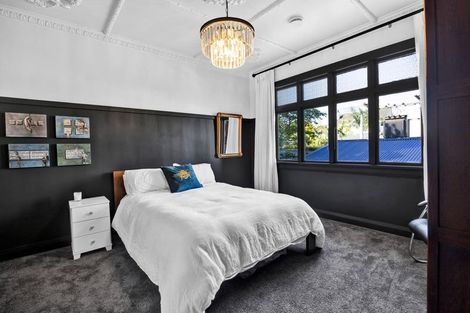 Photo of property in 20 Wallace Place, Westown, New Plymouth, 4310