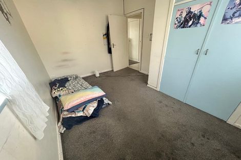 Photo of property in 118 View Road, Sunnyvale, Auckland, 0612