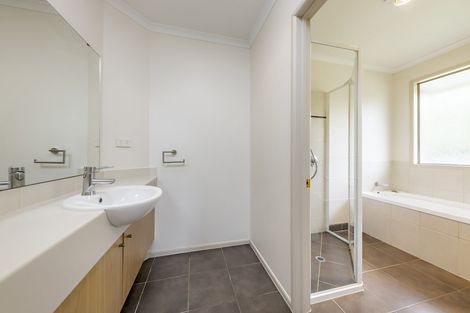 Photo of property in 57 Old Barn Road, Opaheke, Papakura, 2584