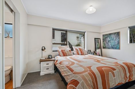 Photo of property in 1069 Scenic Drive North, Swanson, Auckland, 0816