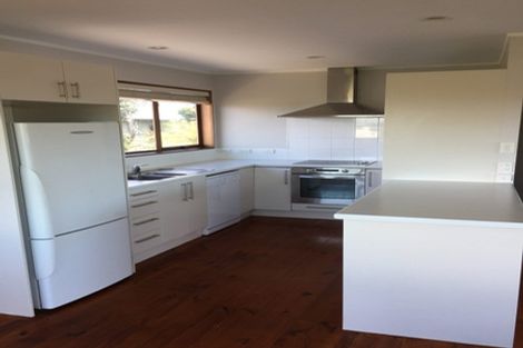 Photo of property in 2/26 Bayview Road, Hauraki, Auckland, 0622