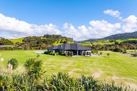 Photo of property in 32 Robert Hastie Drive, Mangawhai, 0573