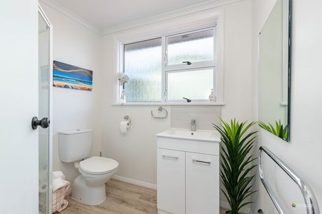 Photo of property in 7 Chaffey Crescent, Titahi Bay, Porirua, 5022