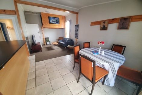 Photo of property in 18 Somerset Avenue, Newtown, Wellington, 6021