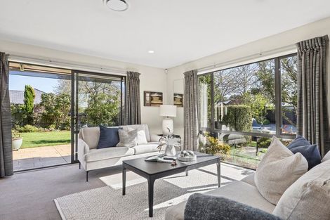Photo of property in 16 Limes Avenue, Parklands, Christchurch, 8083