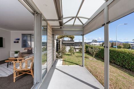 Photo of property in 20 Vista Close, Omokoroa, 3114
