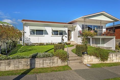 Photo of property in 159 Esplanade, Inner Kaiti, Gisborne, 4010