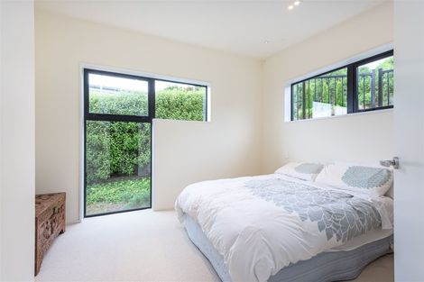 Photo of property in 45 Saint Andrews Hill Road, Mount Pleasant, Christchurch, 8081