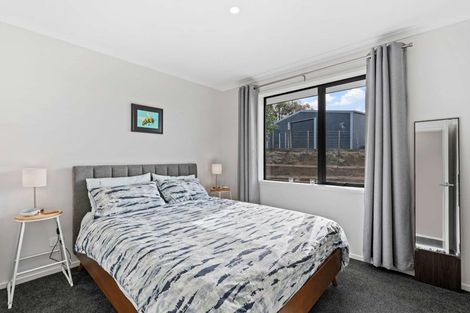 Photo of property in 2712 South Head Road, South Head, Helensville, 0874