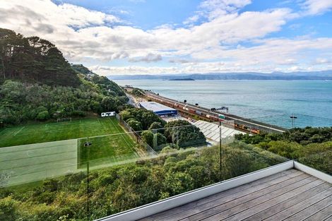Photo of property in 10 Hervey Way, Kaiwharawhara, Wellington, 6035