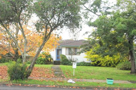 Photo of property in 15 Lisa Rise, Half Moon Bay, Auckland, 2012