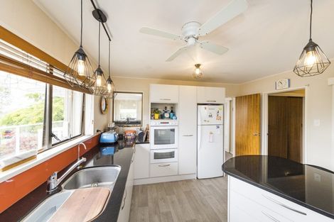 Photo of property in 15 Rangeview Place, Feilding, 4702