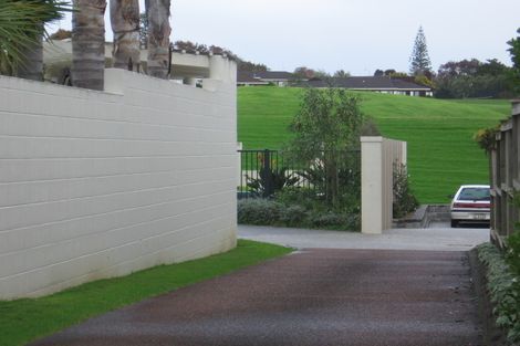 Photo of property in 37 Manor Park, Sunnyhills, Auckland, 2010