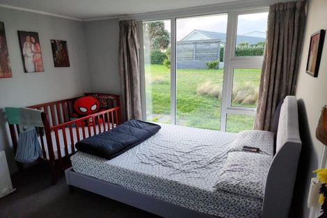 Photo of property in 23 Rangitane Street, Maupuia, Wellington, 6022