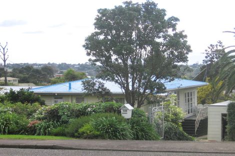 Photo of property in 117 Waimumu Road, Massey, Auckland, 0614