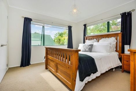 Photo of property in 24 Brookvale Park, Stanmore Bay, Whangaparaoa, 0932