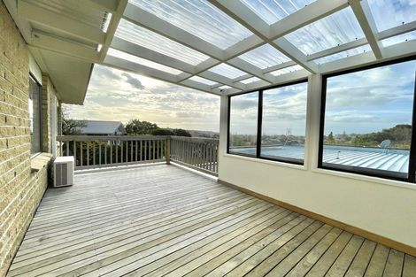 Photo of property in 1/4 Rakino Avenue, Manly, Whangaparaoa, 0930