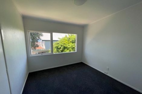 Photo of property in 61 Parr Terrace, Castor Bay, Auckland, 0620