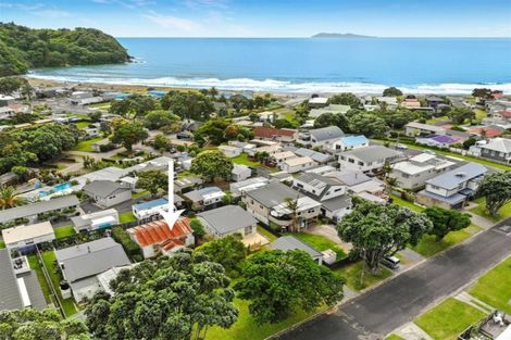 Photo of property in 34 Ocean View Road, Waihi Beach, 3611