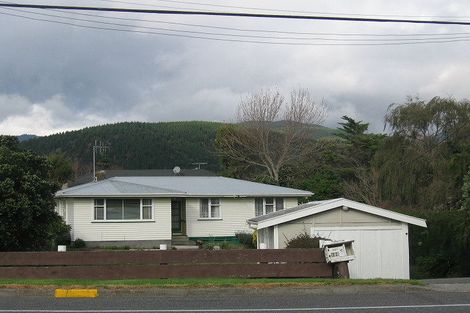 Photo of property in 108 Arawhata Road, Paraparaumu, 5032
