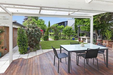 Photo of property in 106 Bryndwr Road, Bryndwr, Christchurch, 8052