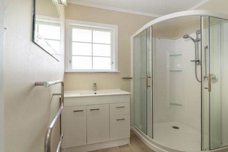 Photo of property in 5 Whitworth Road, Utuhina, Rotorua, 3015