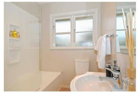 Photo of property in 1/42 Ebdentown Street, Ebdentown, Upper Hutt, 5018