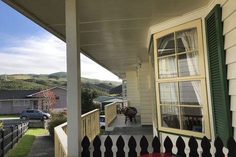 Photo of property in 13 Timaru Grove, Kelson, Lower Hutt, 5010