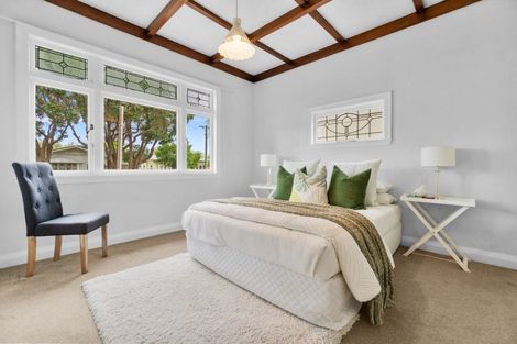 Photo of property in 15 Duders Avenue, Devonport, Auckland, 0624