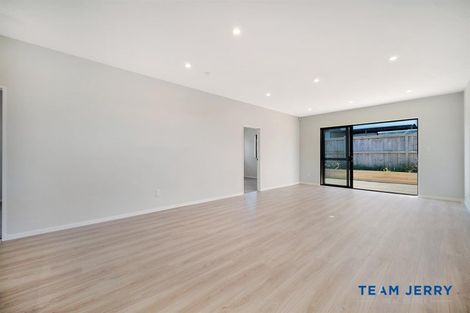 Photo of property in 43 Tributary Parade, Karaka, Papakura, 2113