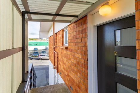 Photo of property in 7e Lawrence Street, Mornington, Dunedin, 9011