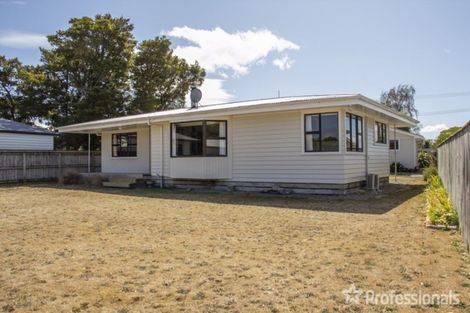 Photo of property in 22 Hilton Road, Carterton, 5713