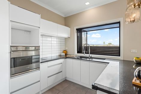 Photo of property in 34a Fairlands Avenue, Waterview, Auckland, 1026