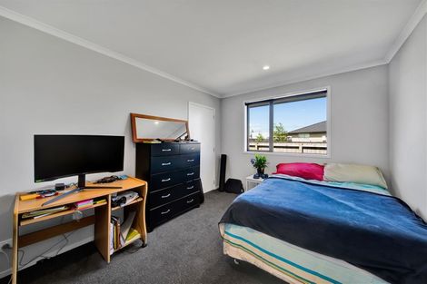 Photo of property in 5 Papawhero Drive, Bell Block, New Plymouth, 4312