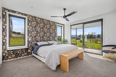 Photo of property in 4 Padgets Lane, Earnscleugh, Alexandra, 9391