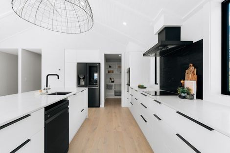 Photo of property in 19 Falconer Rise, Jacks Point, Queenstown, 9371