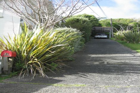 Photo of property in 84 Parkvale Road, Karori, Wellington, 6012