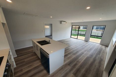 Photo of property in 45f Prospect Terrace, Pukekohe, 2120
