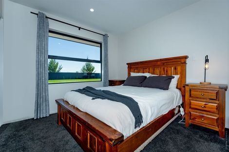 Photo of property in 62 Kingsdowne Drive, West Melton, 7618