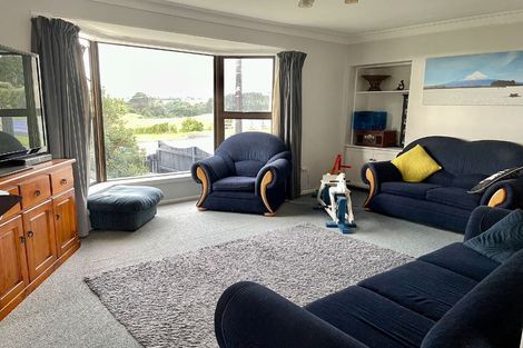 Photo of property in 476 Carrington Street, Upper Vogeltown, New Plymouth, 4310