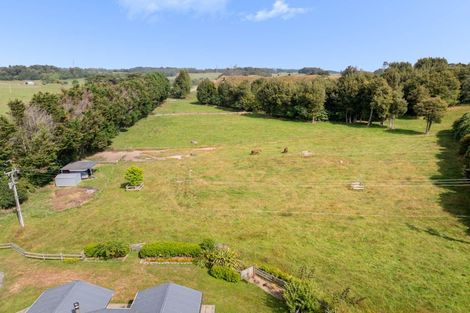 Photo of property in 16 Roy Road, Hamurana, Rotorua, 3096