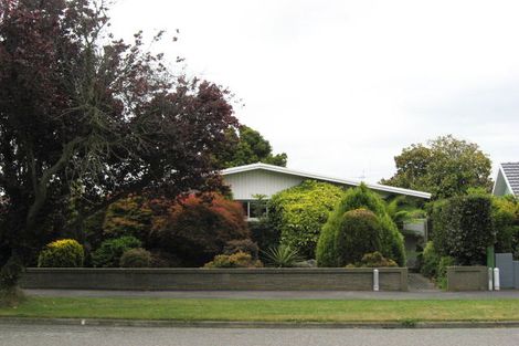 Photo of property in 8 Birkenhead Street, Avonhead, Christchurch, 8042