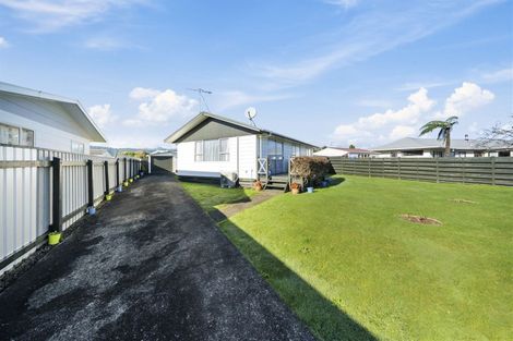 Photo of property in 4 Rimu Street, Levin, 5510