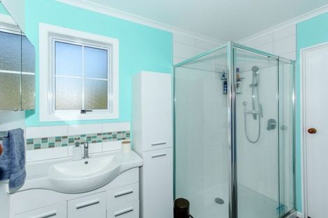 Photo of property in 114 Wairau Road, Oakura, 4314